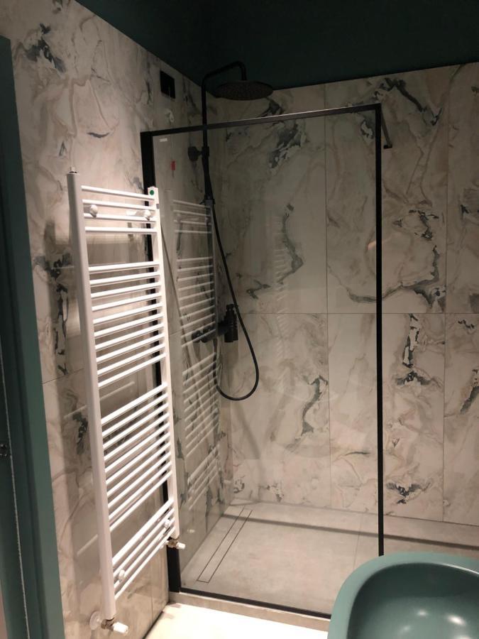 Materiaprima Camere-Rooms مانتوفا المظهر الخارجي الصورة
